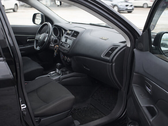 2015 Mitsubishi ASX I Рестайлинг, чёрный, 1170000 рублей - вид 10