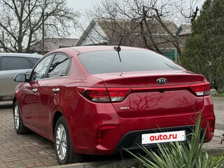 2019 Kia Rio IV, красный, 1700000 рублей, вид 4