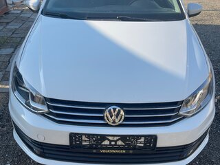 2019 Volkswagen Polo V Рестайлинг, белый, 1049000 рублей, вид 2