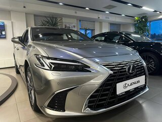 2025 Lexus ES 200 VII Рестайлинг 2, серый, 6040000 рублей, вид 3