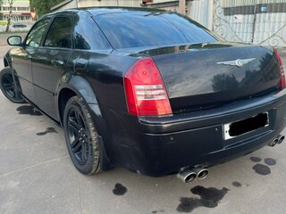 2004 Chrysler 300C I, чёрный, 610000 рублей, вид 4