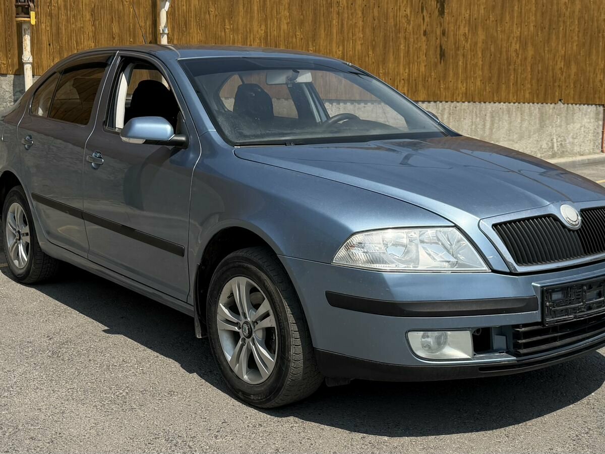 Открыть фотографии: Skoda Octavia II (A5)