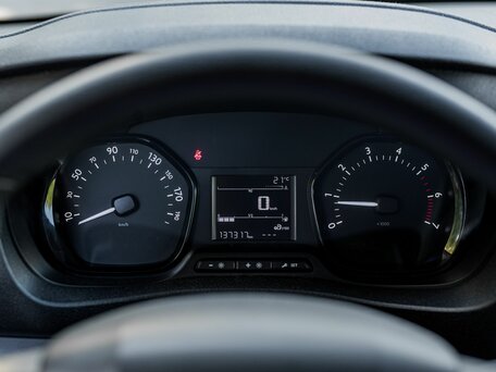 2021 Peugeot Expert III, белый, 1950000 рублей, вид 5