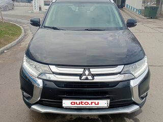 2015 Mitsubishi Outlander III Рестайлинг 2, чёрный, 1700000 рублей, вид 3