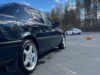 1996 Mercedes-Benz C-Класс 200 I (W202), синий, 550000 рублей, вид 4