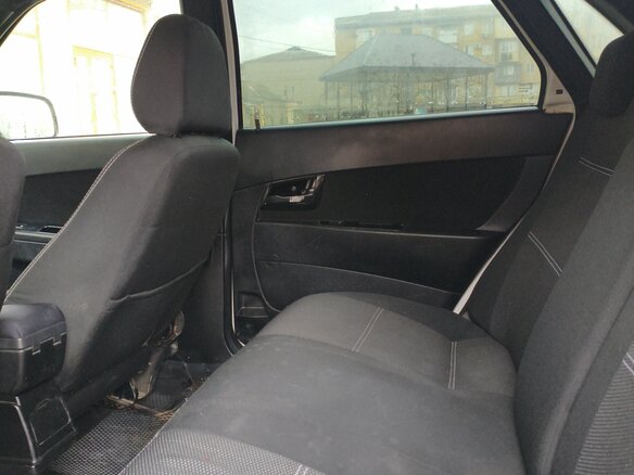 2013 Lada (ВАЗ) Priora I Рестайлинг, белый, 410000 рублей - вид 7