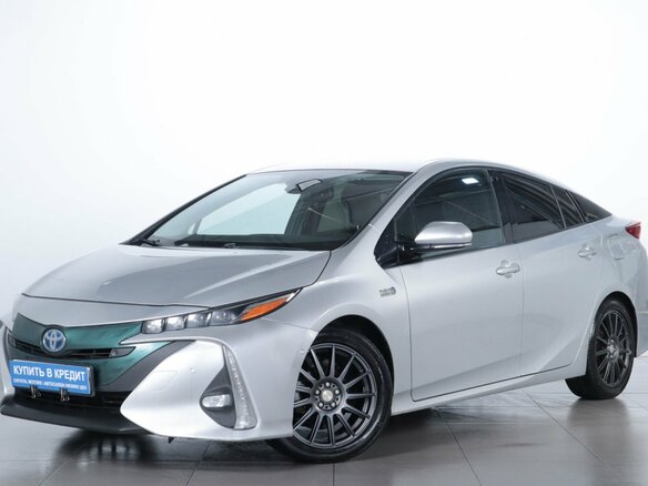 2017 Toyota Prius PHV ZVW52 Prime IV (XW50), серый, 2449000 рублей - вид 2