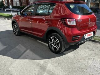 2019 Renault Sandero Stepway II Рестайлинг, красный, 1400000 рублей, вид 2