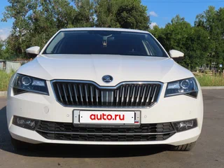 2016 Skoda Superb III, белый, 1600000 рублей, вид 2