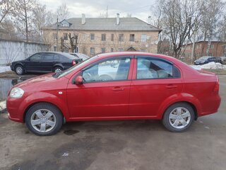 2011 Chevrolet Aveo I Рестайлинг, красный, 499999 рублей, вид 3