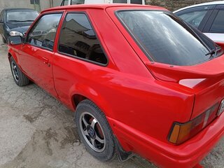1988 Ford Escort IV, красный, 315000 рублей, вид 3