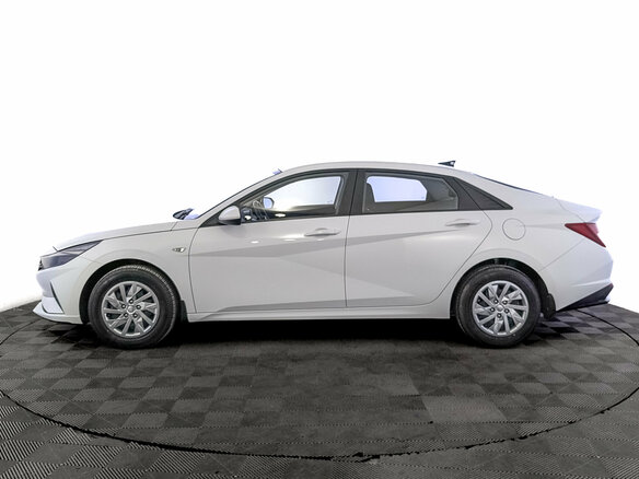 2022 Hyundai Elantra VII (CN7), белый, 2045000 рублей - вид 7