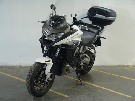 2015 Honda VFR 800X (Crossrunner), белый, 750000 рублей, вид 3