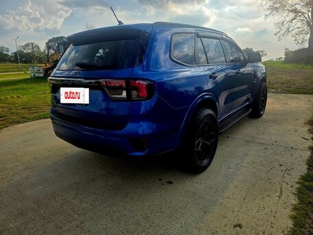 2024 Ford Everest III, синий, 4840000 рублей, вид 4