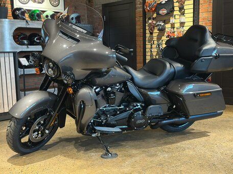 2023 Harley-Davidson Ultra Limited, серый, 3950000 рублей, вид 4