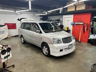 2001 Mitsubishi Dion I, серебристый, 400000 рублей, вид 3
