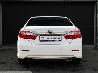 2013 Toyota Camry VII (XV50), белый, 1380000 рублей, вид 5