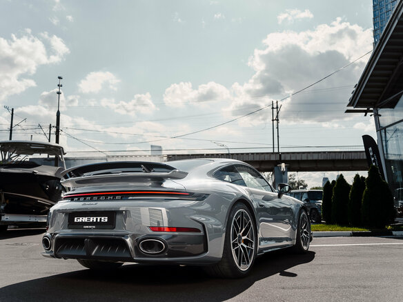 2026 Porsche 911 Turbo S VIII (992) Рестайлинг, серый, 42900000 рублей - вид 5