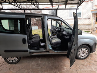 2011 Fiat Doblo II, серый, 1350000 рублей, вид 5