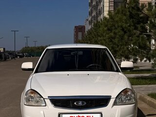 2011 Lada (ВАЗ) Priora I, белый, 400000 рублей, вид 1