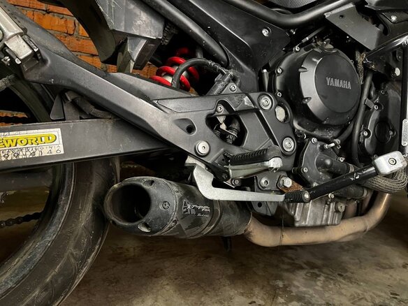 2009 Yamaha XJ6 (FZ6R), жёлтый, 550000 рублей - вид 6