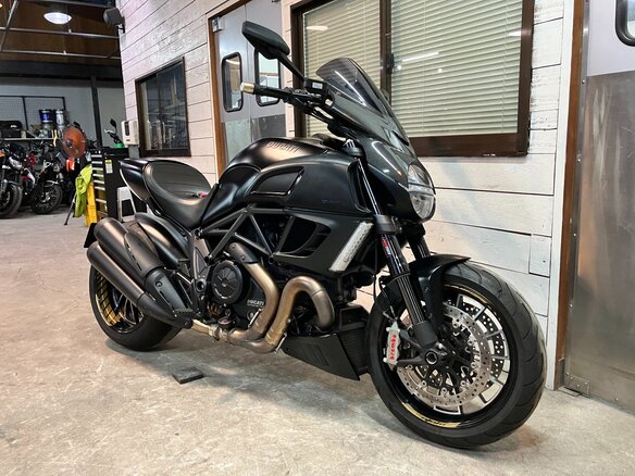 2014 Ducati Diavel, чёрный, 970000 рублей - вид 6