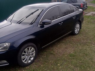 2011 Volkswagen Passat B7, синий, 900000 рублей, вид 3