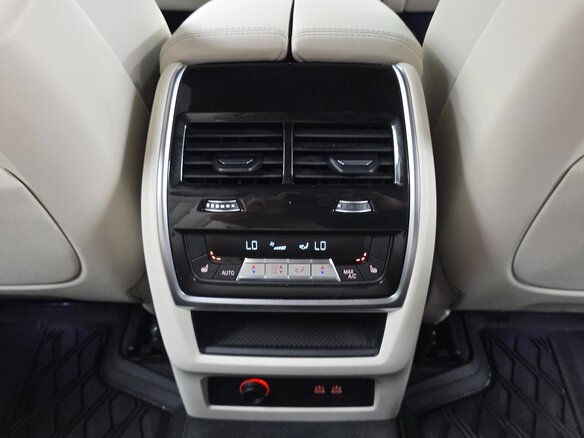 2025 BMW X5 40i IV (G05/G18) Рестайлинг, белый, 11650000 рублей - вид 7