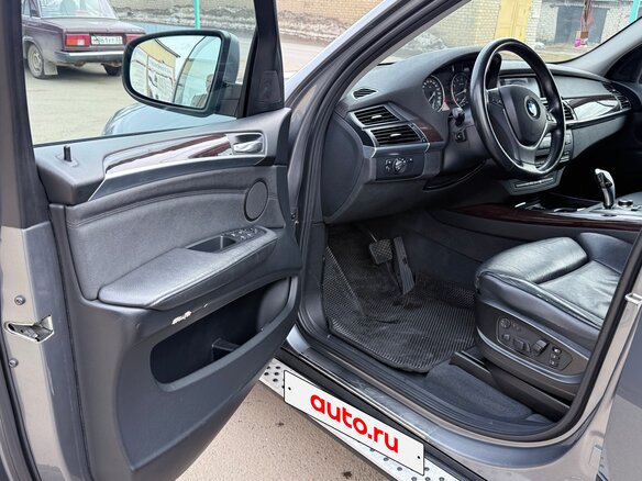 2011 BMW X5 35i II (E70) Рестайлинг, серый - вид 6