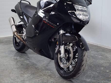 1997 Honda CBR 1100 XX, чёрный, 399000 рублей, вид 3