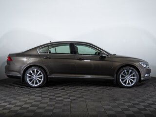 2017 Volkswagen Passat B8, коричневый, 1738000 рублей, вид 5