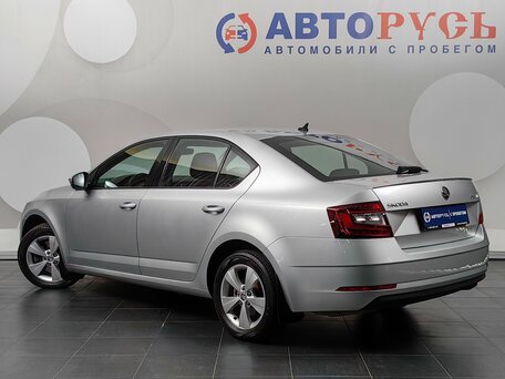 2018 Skoda Octavia III (A7) Рестайлинг, серебристый, 2111000 рублей, вид 2