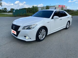 2013 Toyota Crown XIV (S210), белый, 2400000 рублей, вид 3