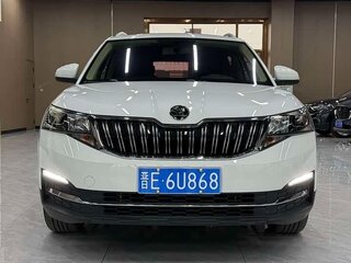 2023 Skoda Kamiq I Рестайлинг, белый, 1550000 рублей, вид 2