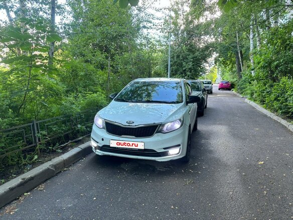 2015 Kia Rio III, белый, 500000 рублей