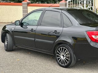 2013 Lada (ВАЗ) Granta I, чёрный, 500000 рублей, вид 5