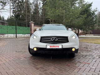 2013 Infiniti QX70, белый, 2200000 рублей, вид 2
