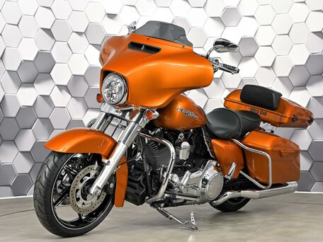2013 Harley-Davidson Street Glide, оранжевый, 1299000 рублей, вид 2