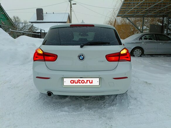 2015 BMW 1 серии 118i II (F20/F21) Рестайлинг, белый, 1450000 рублей - вид 5