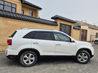 2015 Kia Sorento II Рестайлинг, белый, 1500000 рублей, вид 2