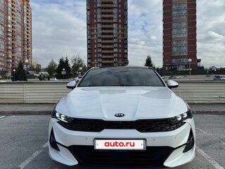 2020 Kia K5 III, белый, 2800000 рублей, вид 4