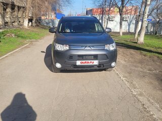 2014 Mitsubishi Outlander III, серый, 1350000 рублей, вид 1