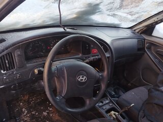 2003 Hyundai Elantra III (XD2) Рестайлинг, серебристый, 145000 рублей, вид 4