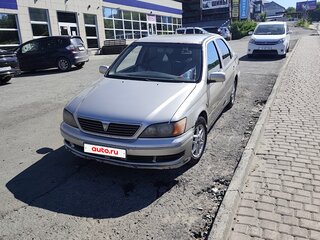 1999 Toyota Vista V (V50), серебристый, 290000 рублей, вид 1