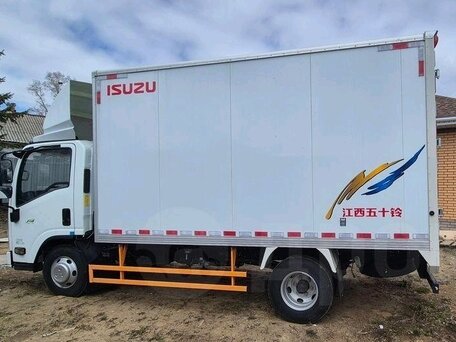2023 Isuzu Elf (N-series), белый, 3500000 рублей, вид 2