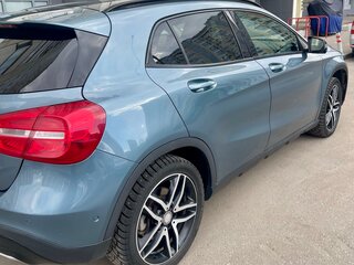 2014 Mercedes-Benz GLA 200 I (X156), синий, 1550000 рублей, вид 2