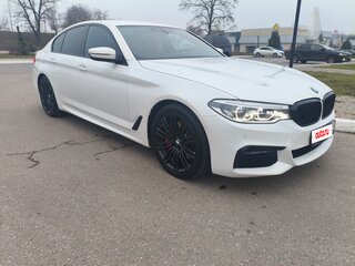 2019 BMW 5 серии 520d VII (G30/G31/G38), белый, 3250000 рублей, вид 3