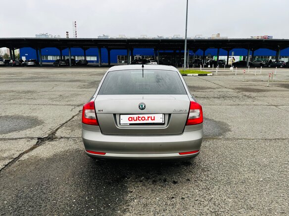 2011 Skoda Octavia II (A5) Рестайлинг, серый - вид 4