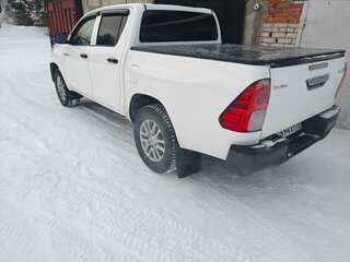 2017 Toyota Hilux VIII, белый, 2480000 рублей, вид 3