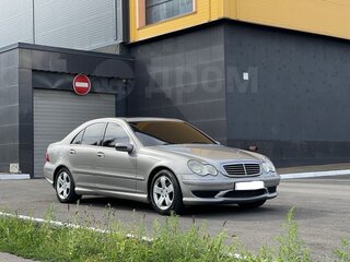 2005 Mercedes-Benz C-Класс 230 II (W203) Рестайлинг, серый, 450000 рублей, вид 2